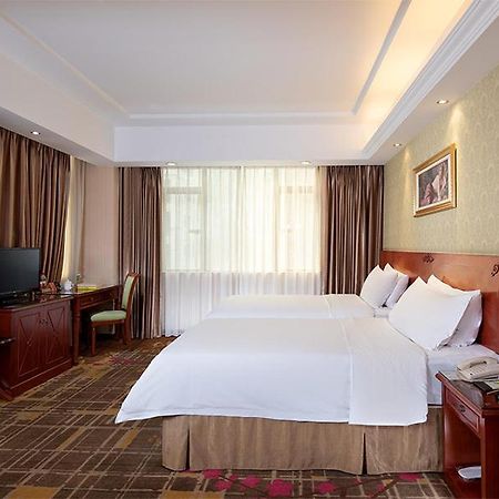 Vienna Hotel Dongguan Hou street Wanda Plaza Esterno foto