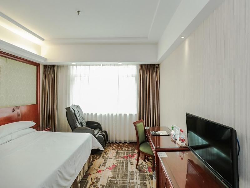 Vienna Hotel Dongguan Hou street Wanda Plaza Esterno foto